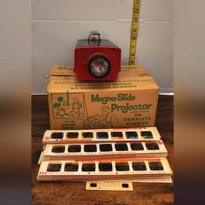 Vintage Walt Disney's Wonderful World Of Color Magna- 64 Slide Projector